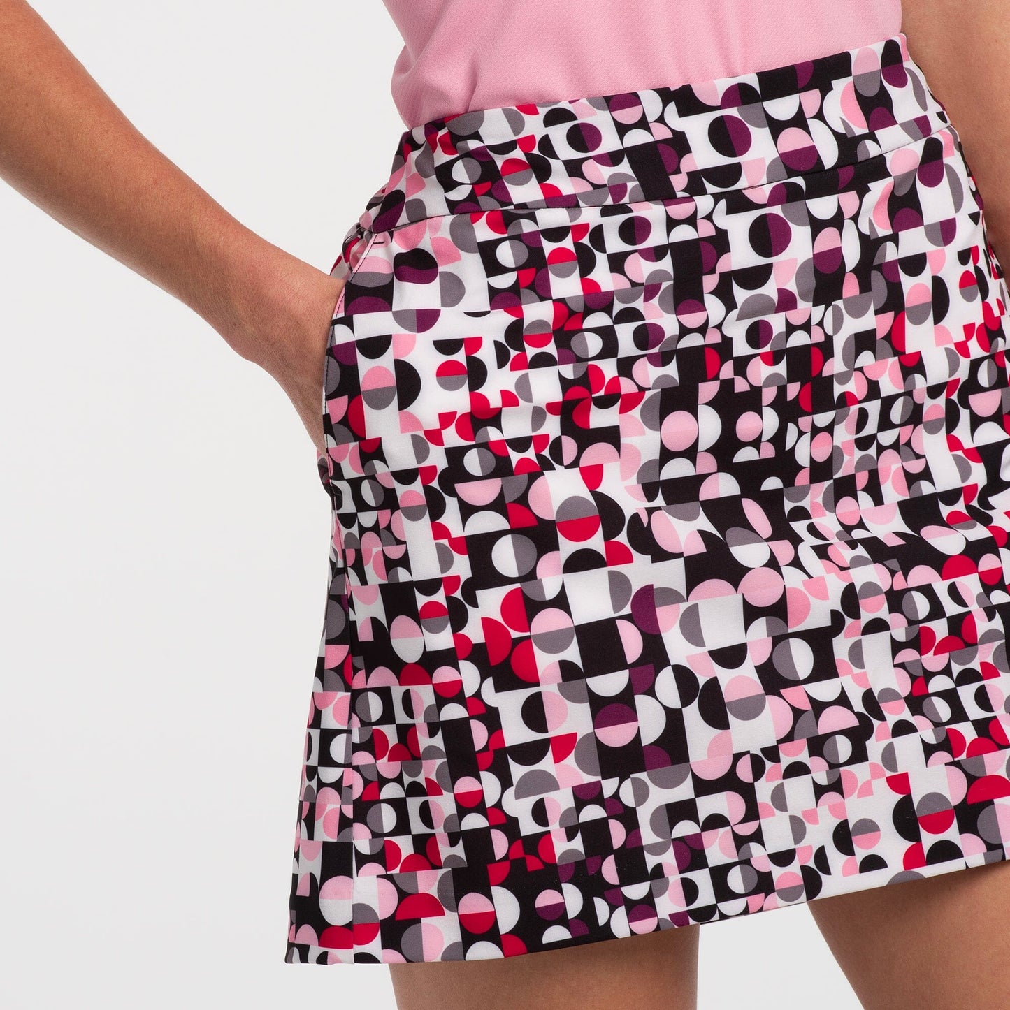 DOT GRAPHIC GEOMETRIC SKORT